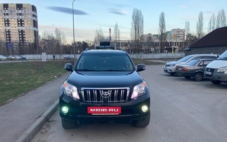 Toyota Land Cruiser Prado 150 рестайлинг 2, 2010 год, 5 300 000 рублей, 14 фотография