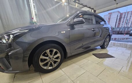 KIA Rio IV, 2021 год, 1 800 000 рублей, 6 фотография