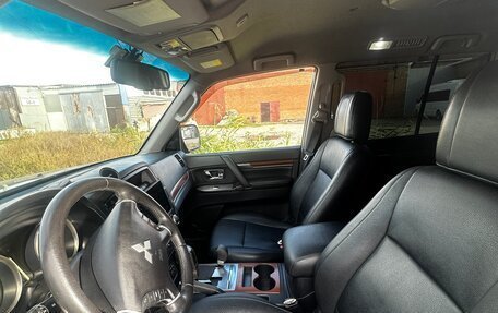 Mitsubishi Pajero IV, 2007 год, 1 600 000 рублей, 6 фотография