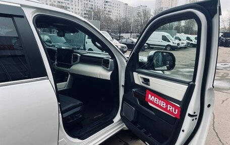 Toyota Sequoia, 2024 год, 13 800 000 рублей, 24 фотография