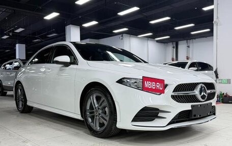 Mercedes-Benz A-Класс, 2021 год, 2 135 000 рублей, 3 фотография