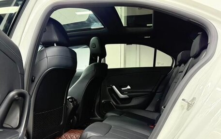 Mercedes-Benz A-Класс, 2021 год, 2 135 000 рублей, 10 фотография