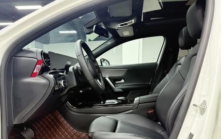 Mercedes-Benz A-Класс, 2021 год, 2 135 000 рублей, 7 фотография