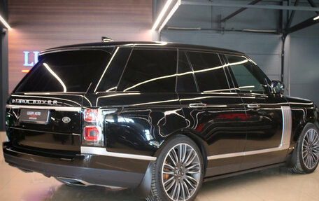 Land Rover Range Rover IV рестайлинг, 2021 год, 11 000 000 рублей, 5 фотография