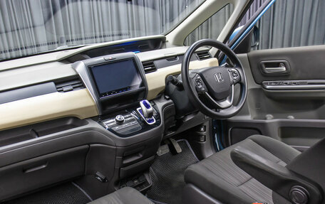 Honda Freed II, 2016 год, 1 198 000 рублей, 12 фотография