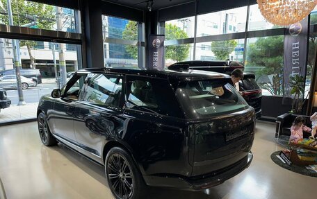 Land Rover Range Rover IV рестайлинг, 2026 год, 27 500 000 рублей, 3 фотография