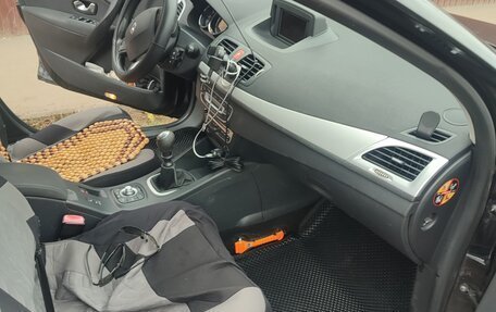 Renault Megane III, 2011 год, 800 000 рублей, 10 фотография