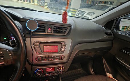 KIA Rio III рестайлинг, 2014 год, 890 000 рублей, 10 фотография