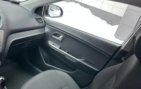 KIA Rio III рестайлинг, 2016 год, 1 090 000 рублей, 12 фотография