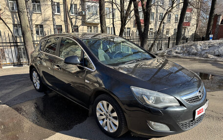 Opel Astra J, 2011 год, 840 000 рублей, 3 фотография