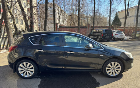 Opel Astra J, 2011 год, 840 000 рублей, 4 фотография
