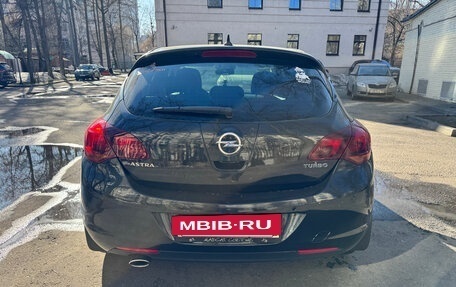 Opel Astra J, 2011 год, 840 000 рублей, 6 фотография