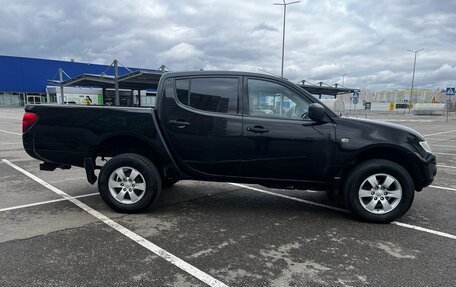 Mitsubishi L200 IV рестайлинг, 2015 год, 1 250 000 рублей, 4 фотография