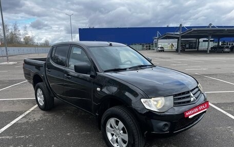 Mitsubishi L200 IV рестайлинг, 2015 год, 1 250 000 рублей, 3 фотография