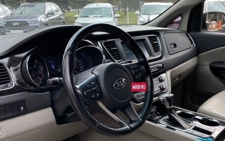 KIA Carnival III, 2019 год, 2 550 000 рублей, 11 фотография