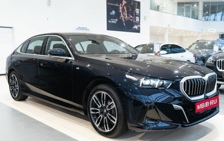 BMW 5 серия, 2025 год, 8 650 000 рублей, 3 фотография