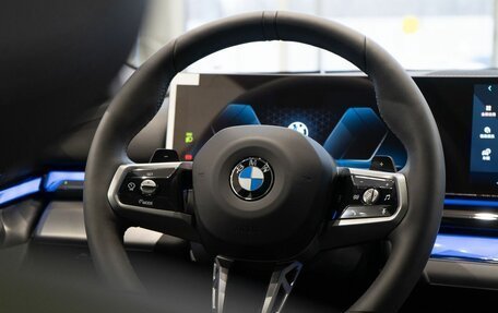 BMW 5 серия, 2025 год, 8 650 000 рублей, 26 фотография