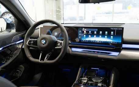 BMW 5 серия, 2025 год, 8 650 000 рублей, 25 фотография