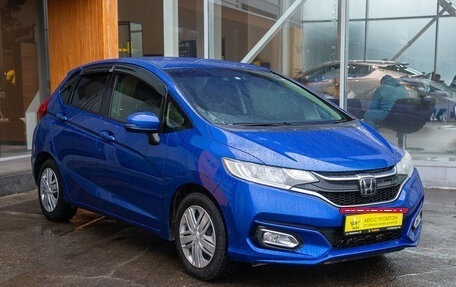 Honda Fit III, 2019 год, 998 000 рублей, 3 фотография