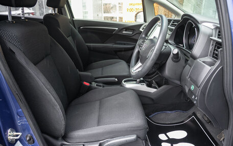 Honda Fit III, 2019 год, 998 000 рублей, 13 фотография