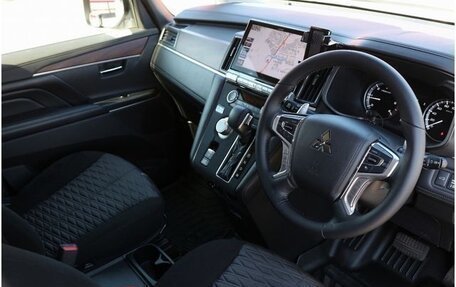 Mitsubishi Delica D:5 I, 2022 год, 3 100 000 рублей, 14 фотография