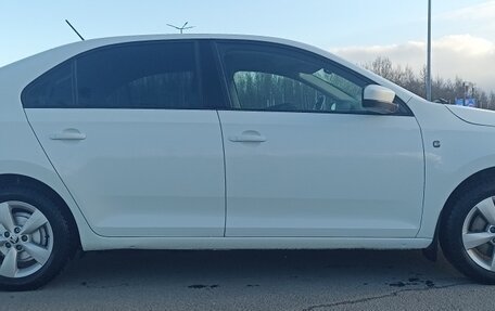 Skoda Rapid I, 2014 год, 900 000 рублей, 3 фотография