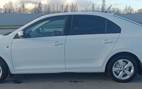 Skoda Rapid I, 2014 год, 900 000 рублей, 4 фотография