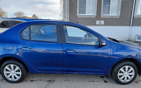 Renault Logan II, 2018 год, 550 000 рублей, 3 фотография