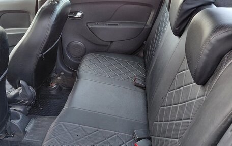 Renault Logan II, 2018 год, 550 000 рублей, 8 фотография