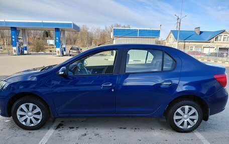 Renault Logan II, 2018 год, 550 000 рублей, 2 фотография