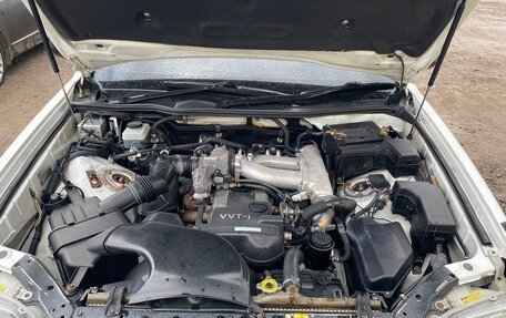 Toyota Crown, 2000 год, 970 000 рублей, 12 фотография