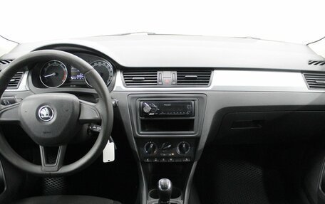 Skoda Rapid I, 2018 год, 970 000 рублей, 9 фотография