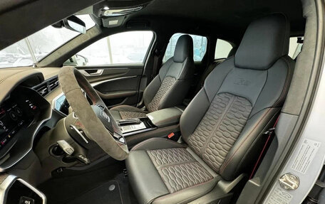 Audi RS 6, 2022 год, 17 000 000 рублей, 11 фотография