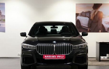 BMW 7 серия, 2019 год, 4 890 000 рублей, 2 фотография