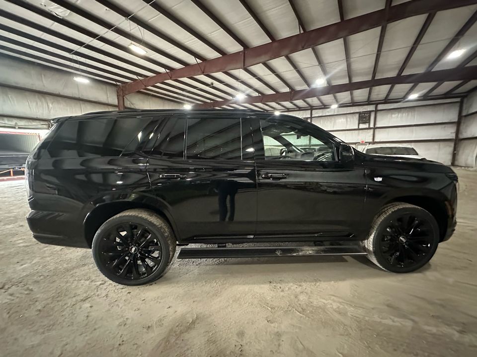 Cadillac Escalade V, 2025 год, 20 000 000 рублей, 2 фотография