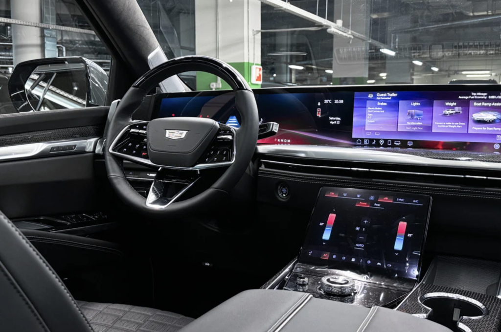 Cadillac Escalade V, 2025 год, 27 000 000 рублей, 2 фотография