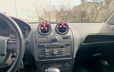 Ford Fiesta, 2007 год, 385 000 рублей, 11 фотография