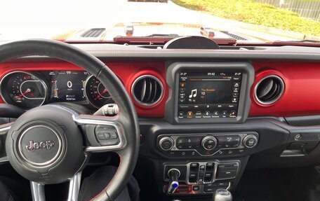 Jeep Wrangler, 2019 год, 4 800 000 рублей, 17 фотография