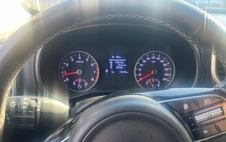 KIA Sportage IV рестайлинг, 2019 год, 2 200 000 рублей, 10 фотография