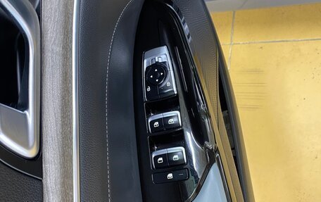 KIA K5, 2020 год, 2 300 000 рублей, 15 фотография