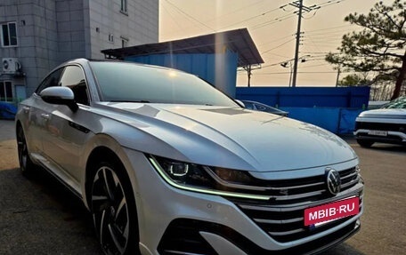 Volkswagen Arteon I, 2023 год, 4 200 000 рублей, 2 фотография