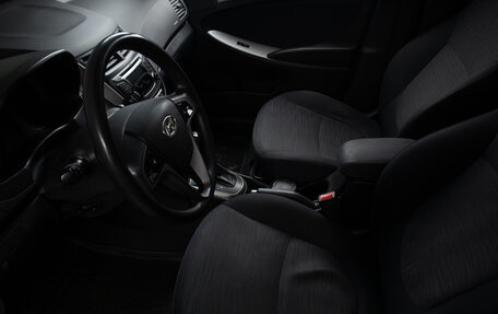 Hyundai Solaris II рестайлинг, 2015 год, 1 049 000 рублей, 16 фотография