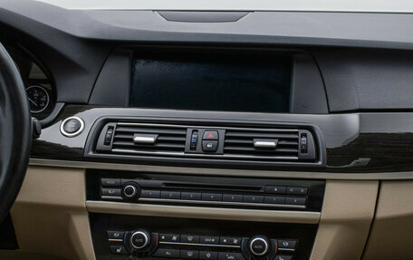 BMW 5 серия, 2011 год, 1 870 000 рублей, 14 фотография