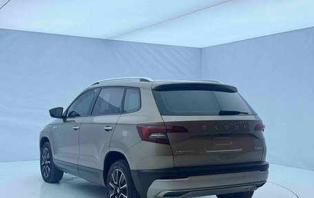 Skoda Karoq I, 2021 год, 1 820 000 рублей, 4 фотография