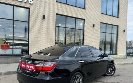 Toyota Camry, 2015 год, 2 290 000 рублей, 10 фотография