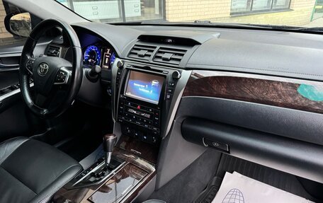 Toyota Camry, 2015 год, 2 290 000 рублей, 23 фотография