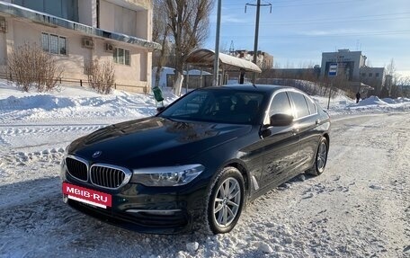 BMW 5 серия, 2019 год, 2 800 000 рублей, 2 фотография