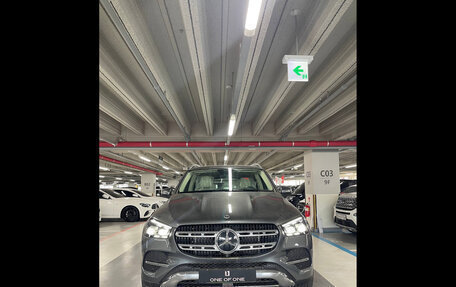 Mercedes-Benz GLE, 2025 год, 9 600 000 рублей, 1 фотография