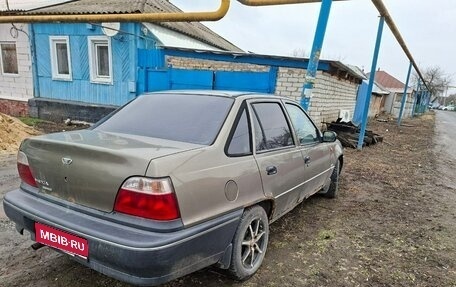 Daewoo Nexia I рестайлинг, 2001 год, 75 000 рублей, 1 фотография