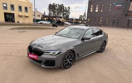 BMW 5 серия, 2022 год, 7 690 000 рублей, 1 фотография